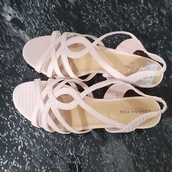 BRAND NEW LONDON FOG LOW WEDGE STYLE ALMOND TOE SANDAL - Picture 9 of 14